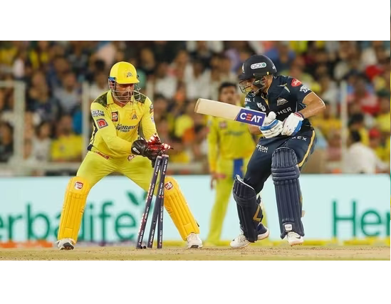 Why MS Dhoni Is The Fastest Behind Stumps?